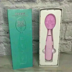 Waterproof Hand-held  Vibration Silicone Facial Cleaning Instrument Pink